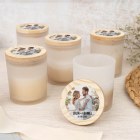 84-VELA-VAINILLA-TARRO-CRISTAL-9X7-TAPA-MADERA-PERSONALIZADA