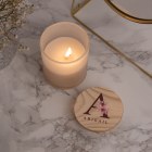 84-VELA-VAINILLA-TARRO-CRISTAL-9X7-TAPA-MADERA-PERSONALIZADA